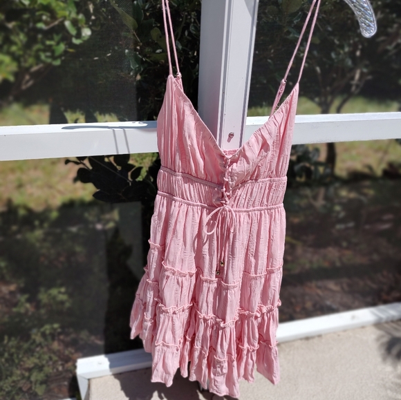 Saints+Secrets pink tiered mini - Picture 4 of 16
